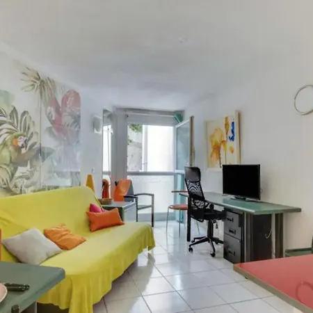 Superbe 20m2 Апартаменты *