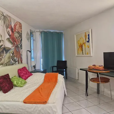 Superbe 20m2 Апартаменты